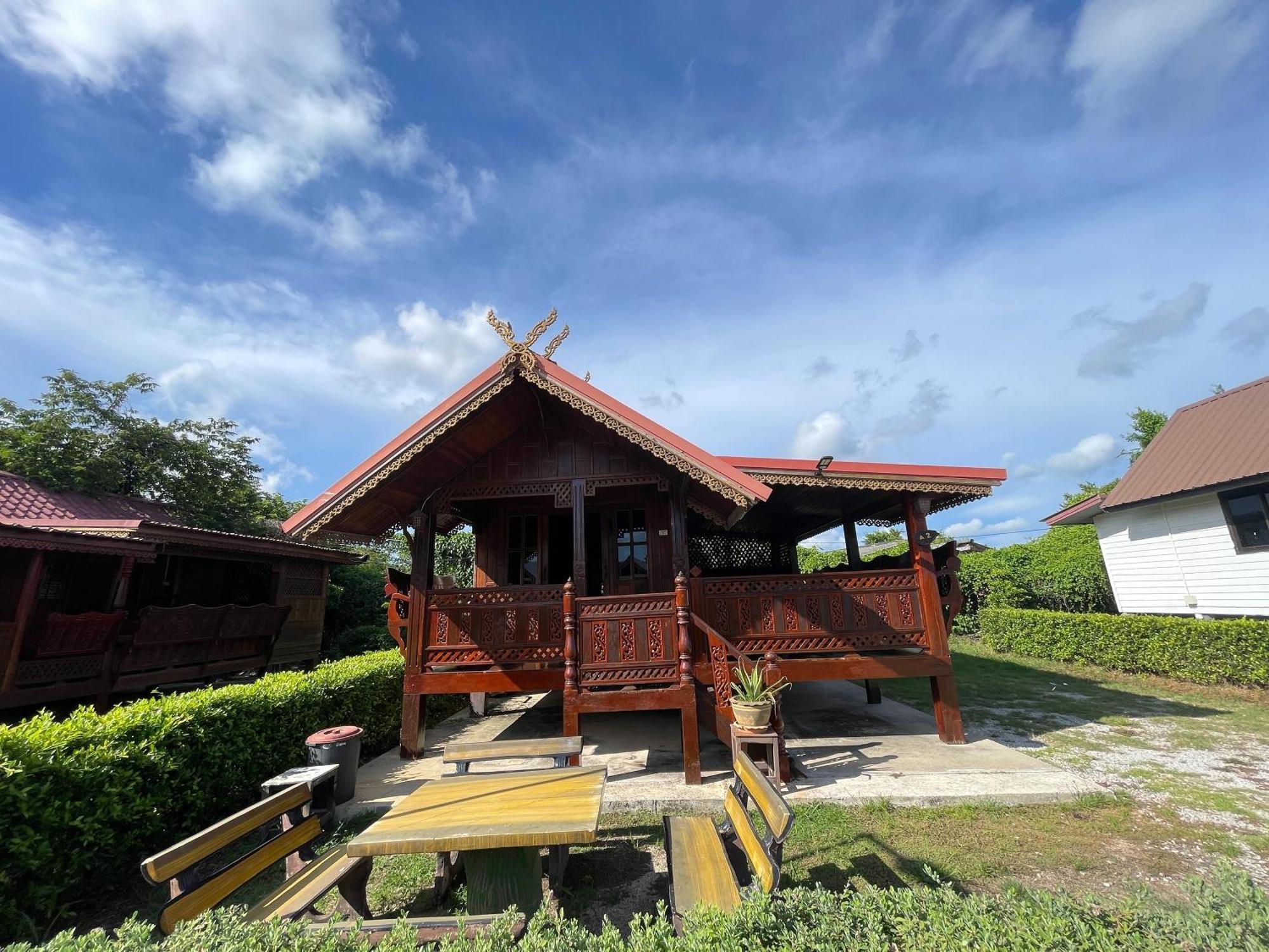 Oh Taley Resort Rayong Exterior photo